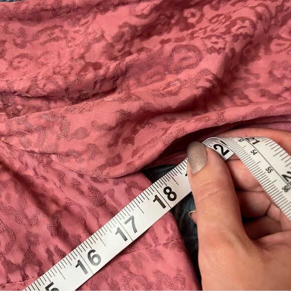 Finders Keepers Heatwave Leopard Print Wrap Dress Size M - Picture 5 of 6